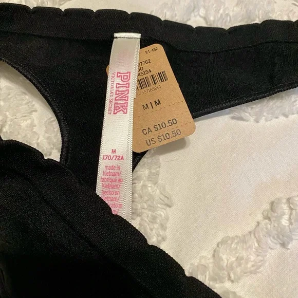 NWT VS seamless M thong - Picture 5 of 5